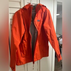COPY - (NEW) Patagonia Torrentshell 3L Rain Jacket